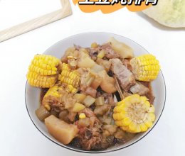 土豆炖排骨的做法