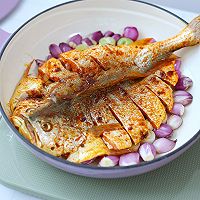 干锅焗大黄鱼的做法图解5