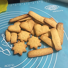 宝宝奶香饼干