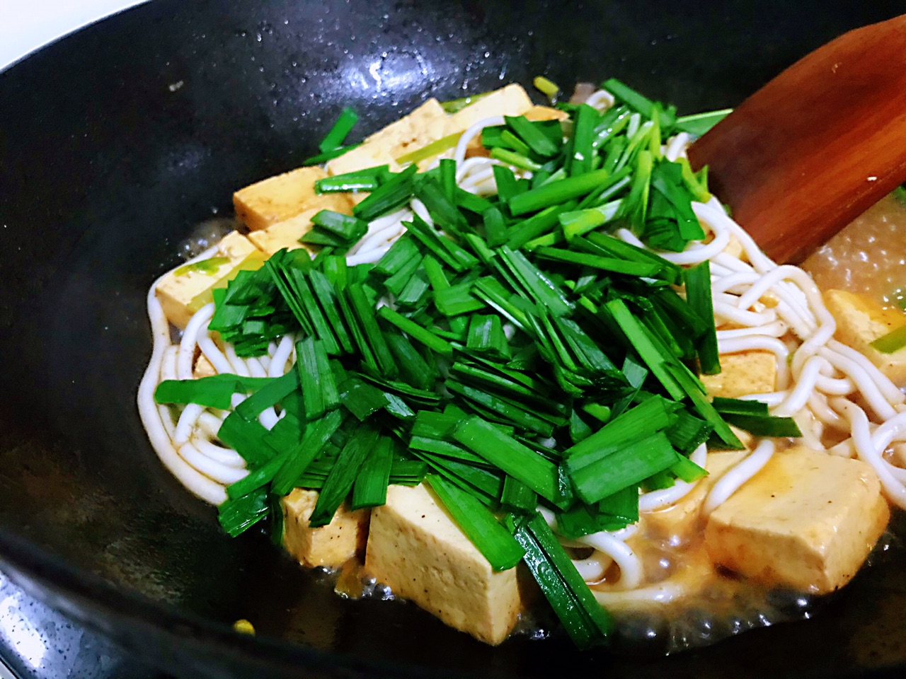 豆腐炖粉条怎么做_豆腐炖粉条的做法_我是王梅子_豆果美食