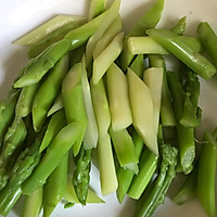 芦笋炒口菇的做法图解2