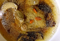 鹿茸香菇鸽子汤的做法