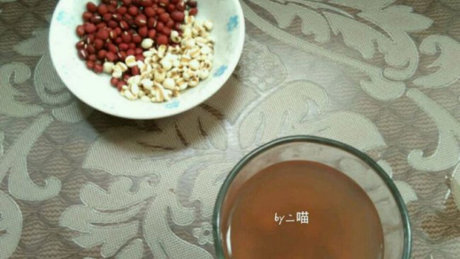 红豆薏米水的做法