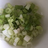 皮蛋瘦肉粥的做法图解3