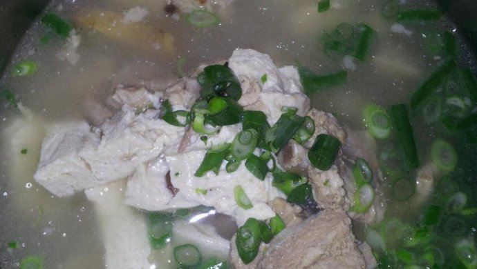 排骨豆腐汤