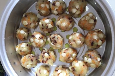 宝宝辅食杂蔬丸子