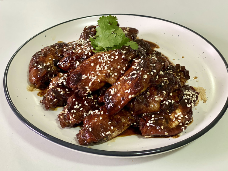 焦糖蜜汁鸡翅的做法