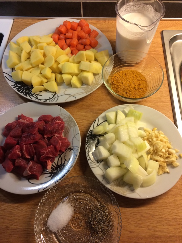 咖喱牛肉(咖喱粉版)的做法图解1