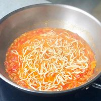 番茄浓汤捞面的做法图解8