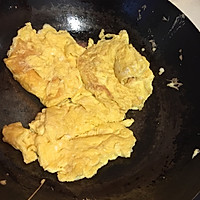 莴笋炒蛋简单好吃的做法图解2