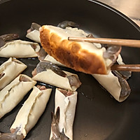 鲜虾锅贴的做法图解9