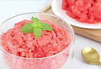 夏日甜品—西瓜沙冰的做法