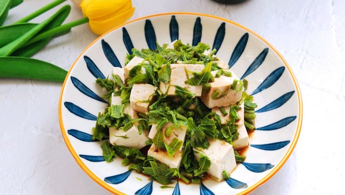 香椿芽拌豆腐