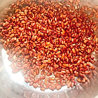 红豆薏米粥的做法图解2