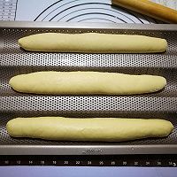 奶香法棍型面包的做法图解8