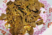 金针菇炒牛肉的做法
