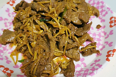 金针菇炒牛肉