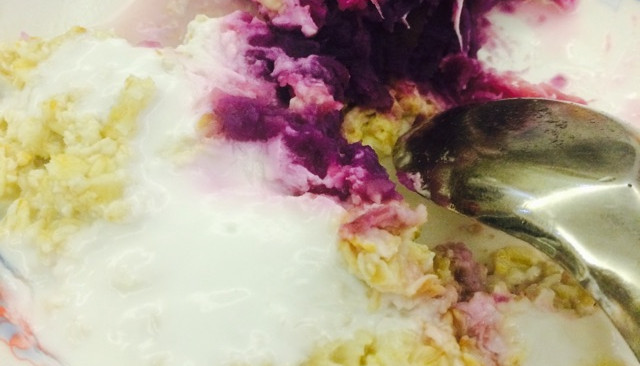 健身餐紫薯燕麦色拉的做法