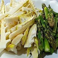 红油豆瓣酱版炒双笋的做法图解1
