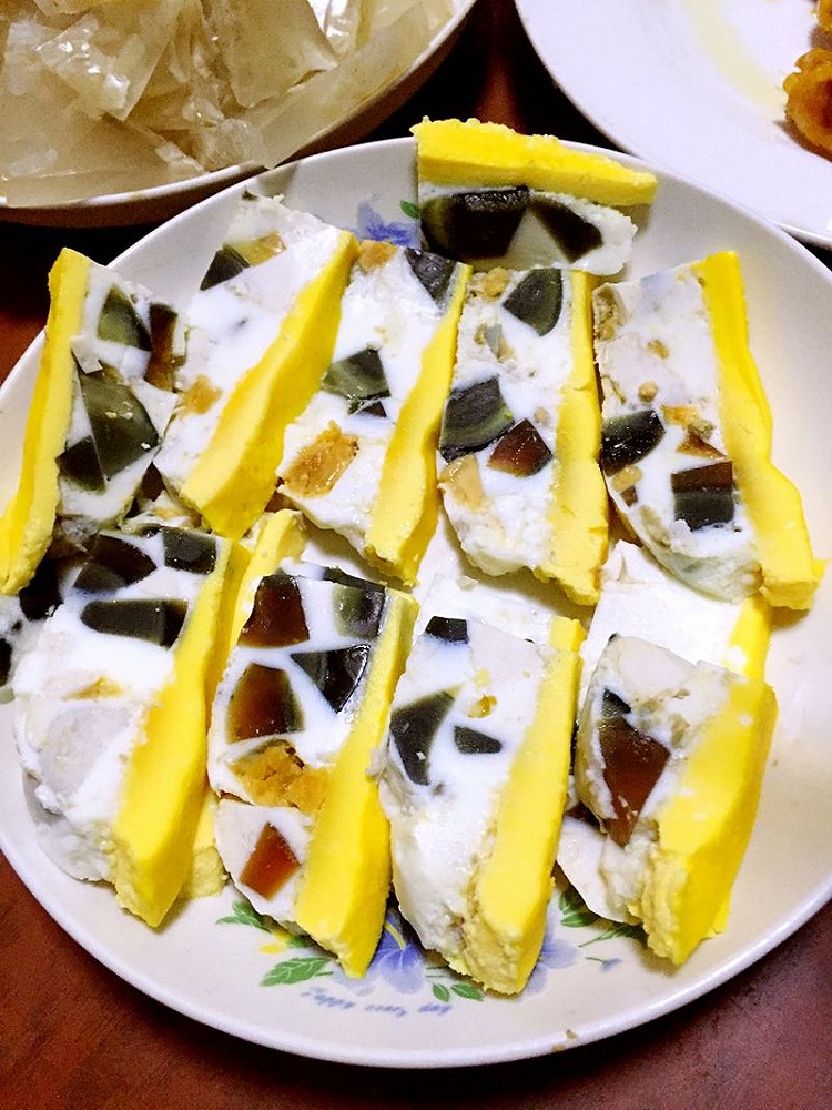 三色蛋的做法