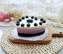 #憋在家里吃什么#渐变蓝莓芝士蛋糕的做法