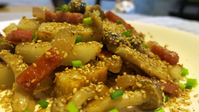 云腿菌香炒饵块
