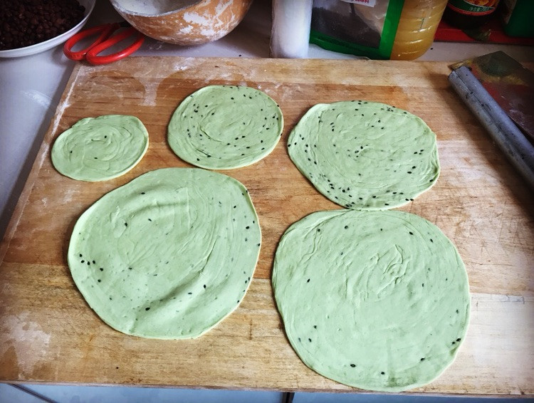 自制手抓饼生饼胚的做法