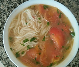 西红柿挂面汤的做法