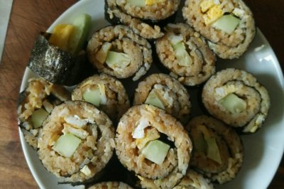 剩米饭做紫菜卷
