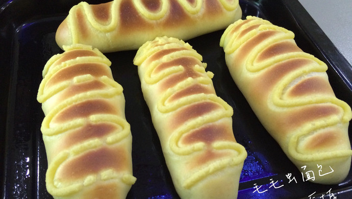 毛毛虫面包