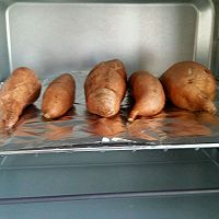 抗癌养生——家庭烤箱版烤红薯的做法图解3