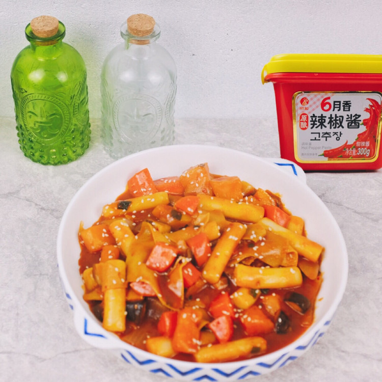 杂蔬辣炒年糕的做法
