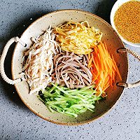 #味达美·名厨汁味正当夏#凉拌鸡丝荞麦面的做法图解15