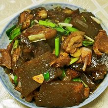 回锅肉炒皮渣