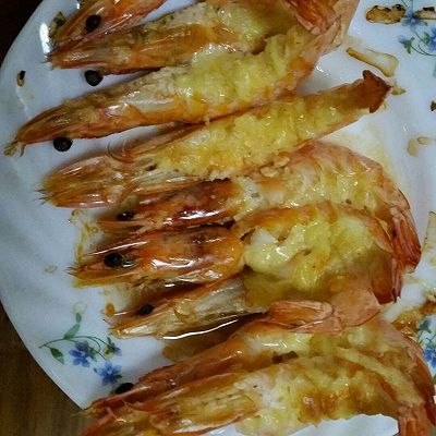 蒜蓉芝士焗大虾