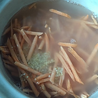 红薯小米粥的做法图解2
