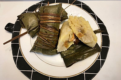 广式五香腊味肉粽