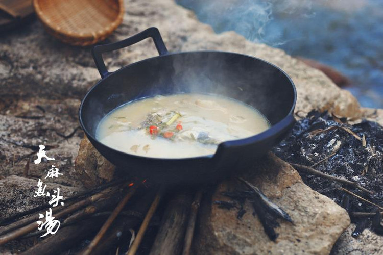 【小森妈妈菜谱】传统名菜天麻鱼头汤的做法