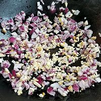 黑椒牛排 — 配洋葱蒜蓉黑椒汁的做法图解17