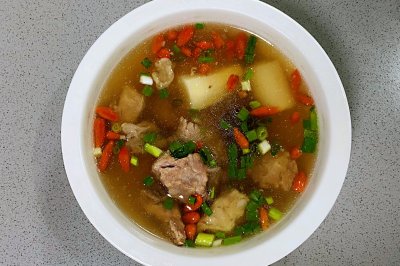 【孕妇食谱】排骨山药汤，清淡鲜美～