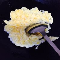 番茄炒蛋的做法图解1