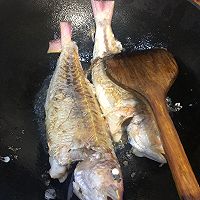 来一份能吃三碗饭的——香煎红杉鱼的做法图解4
