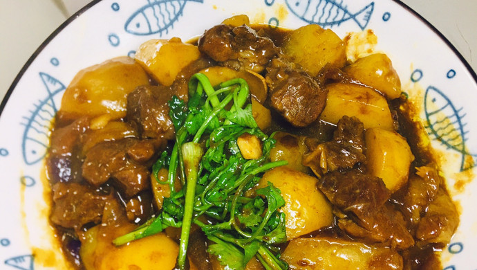 咖喱牛腩炖土豆