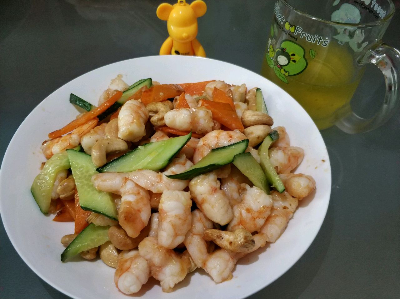 Shrimp with cashew nuts