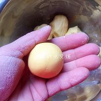 芝心南瓜芝麻饼的做法图解8
