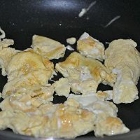 西红柿炒鸡蛋的做法图解3