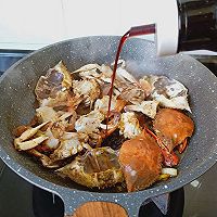 #快手又营养，我家的冬日必备菜品#豆豉炒螃蟹的做法图解7