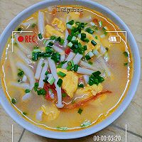 鲜美的海鲜菇鸡蛋汤的做法图解7