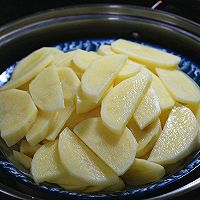 浓汤土豆泥花朵的做法图解2