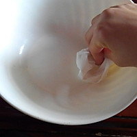 简单电饭锅版松软蛋糕的做法图解3